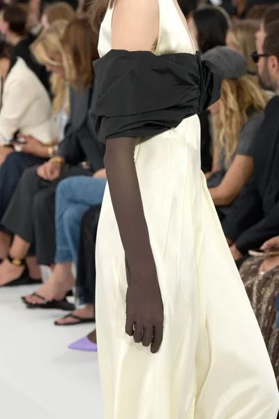 Look 166